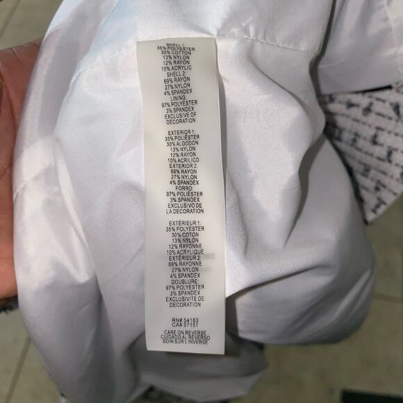 Karl Lagerfeld Paris White Fringe-Trimmed Tweed Zip Up Jacket Size Small - Picture 10 of 12